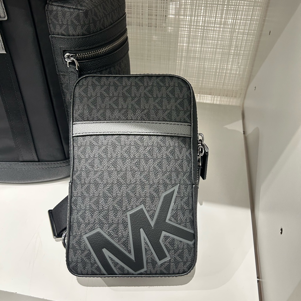 Michael Kors Cooper Medium Kors Logo Sling Pack Nwt Black Logo/Black